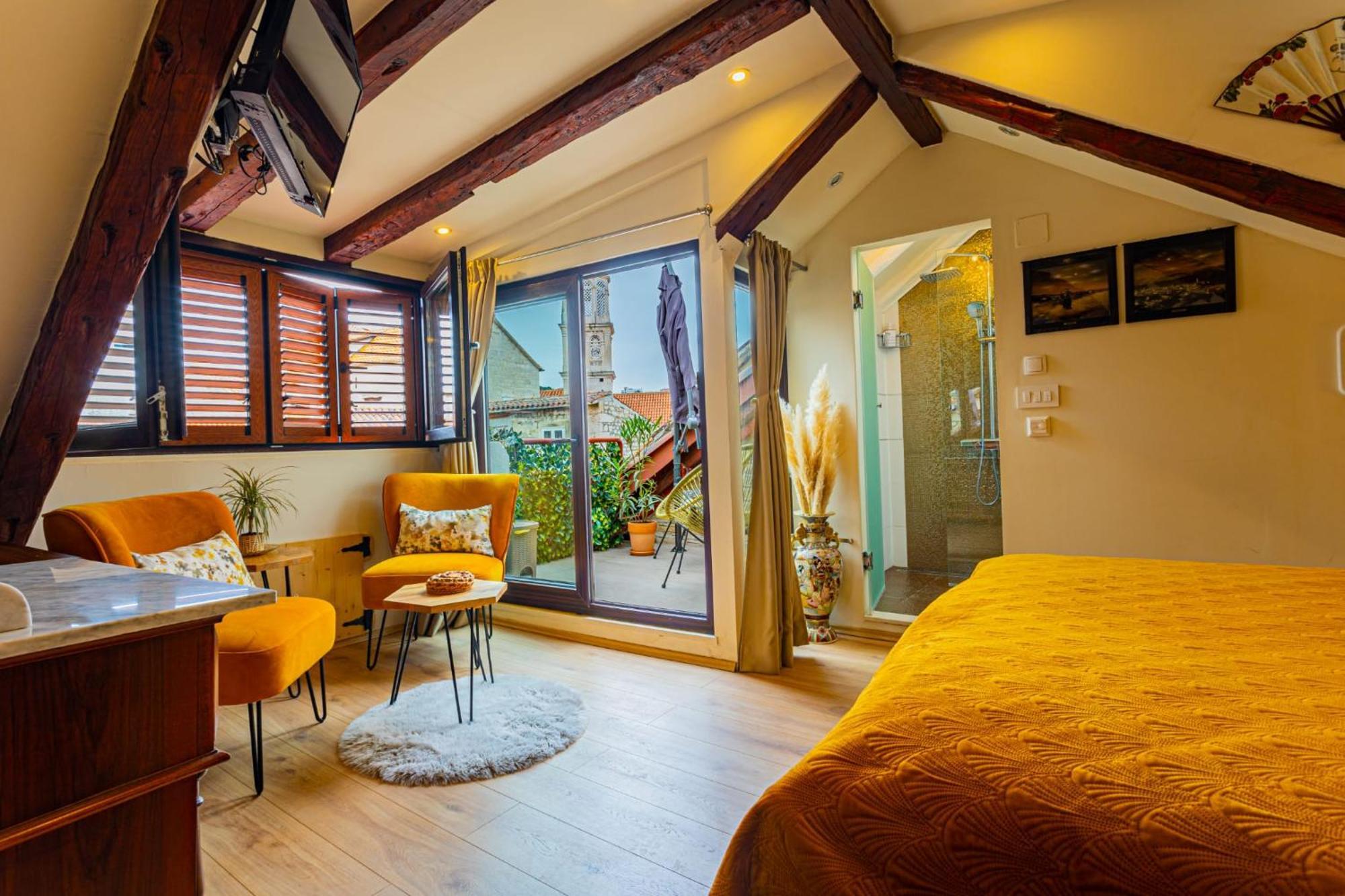 Apartments & Rooms Trogir Stars Free Parking 외부 사진