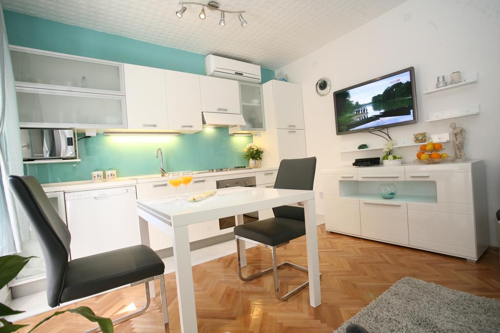 Apartments & Rooms Trogir Stars Free Parking 외부 사진